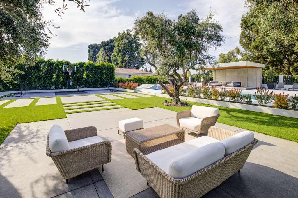 Inland San Diego custom home on a wooded lot
